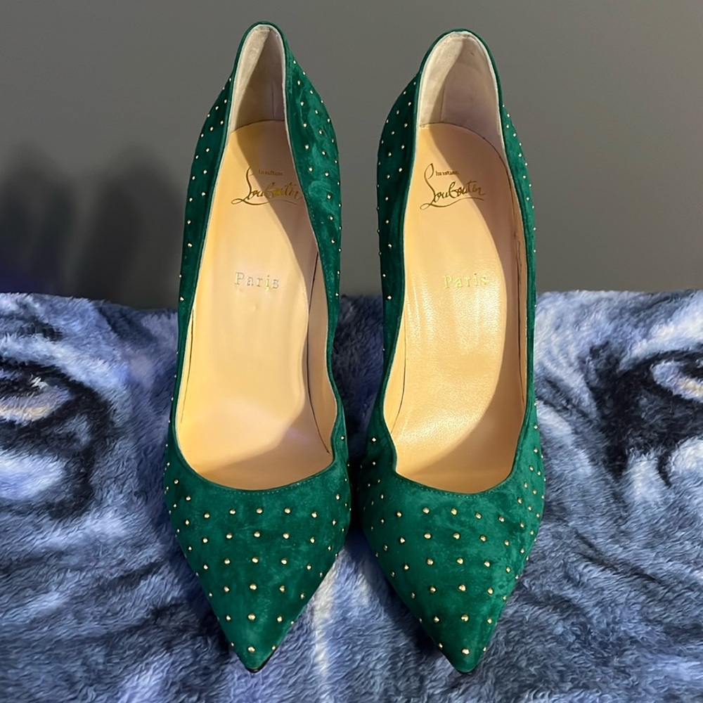 Christian Louboutin Heels Green, Suede were part of wardrobe of tv show